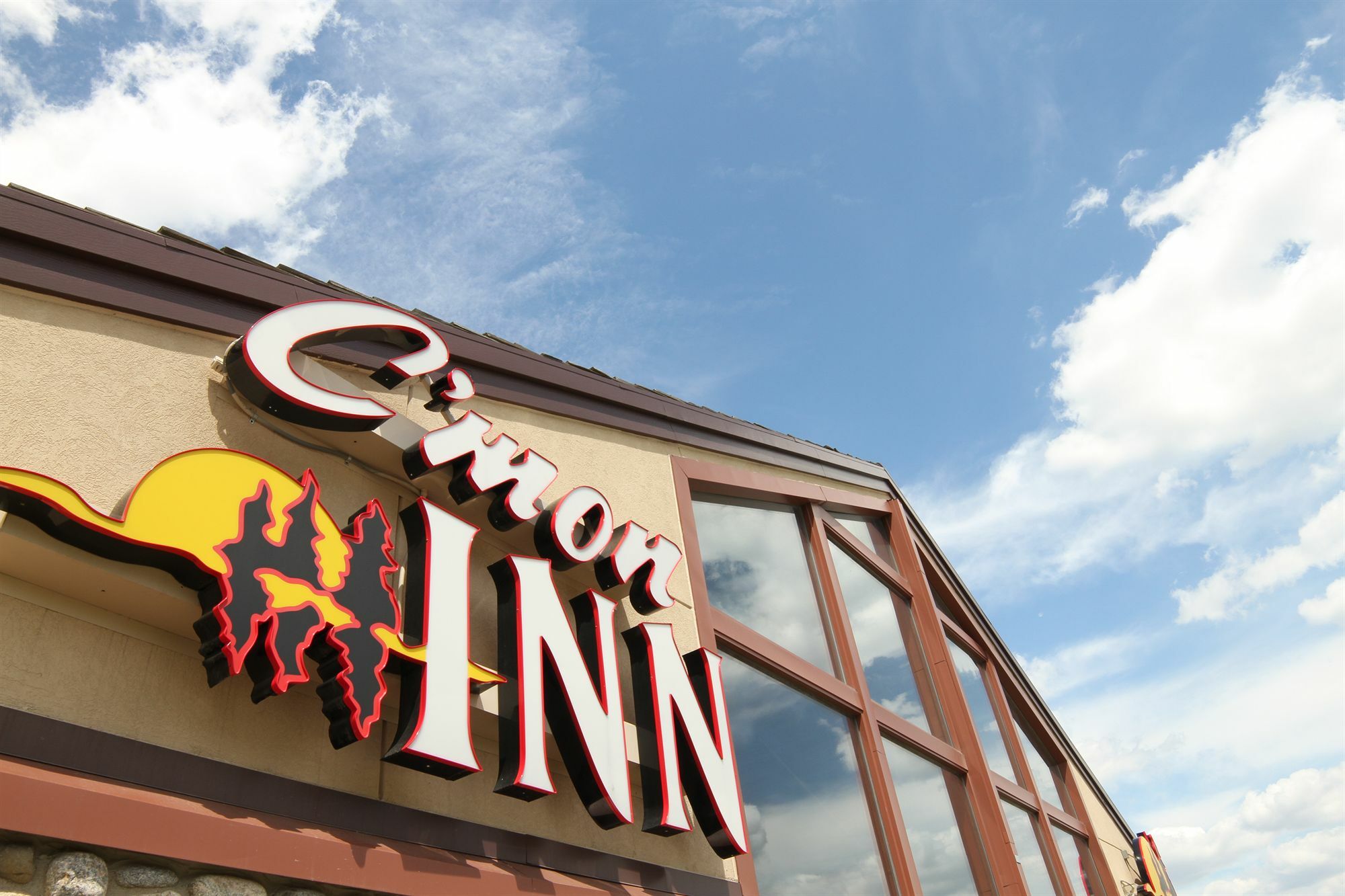 C'Mon Inn & Suites ฟาร์โก ภายนอก รูปภาพ