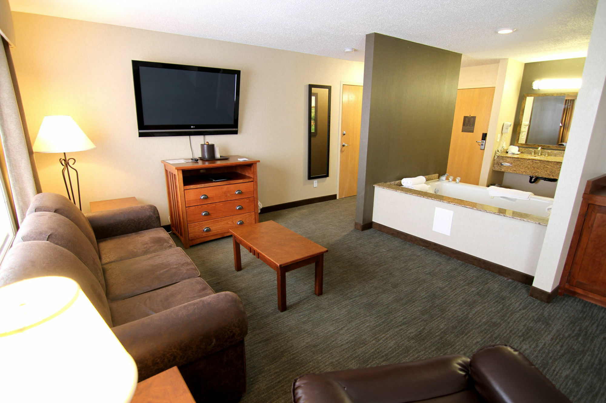 C'Mon Inn & Suites ฟาร์โก ภายนอก รูปภาพ